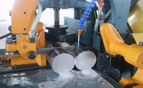 石峰卧式带锯床的送料方式有哪几种？